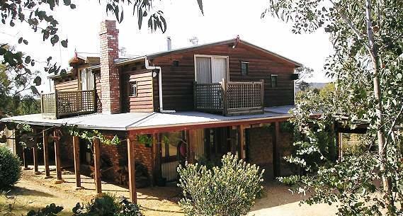 Moonbeam Cottages & Rainbow Cafe Moonambel Экстерьер фото